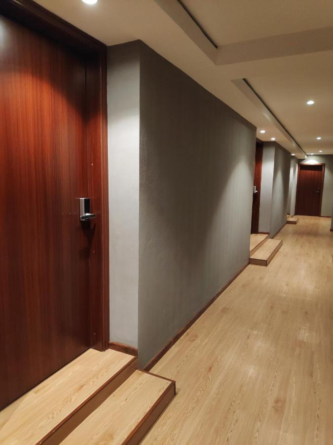 Ez Suites Bandar Seri Begawan Kültér fotó