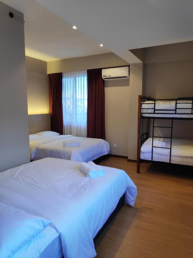 Ez Suites Bandar Seri Begawan Kültér fotó